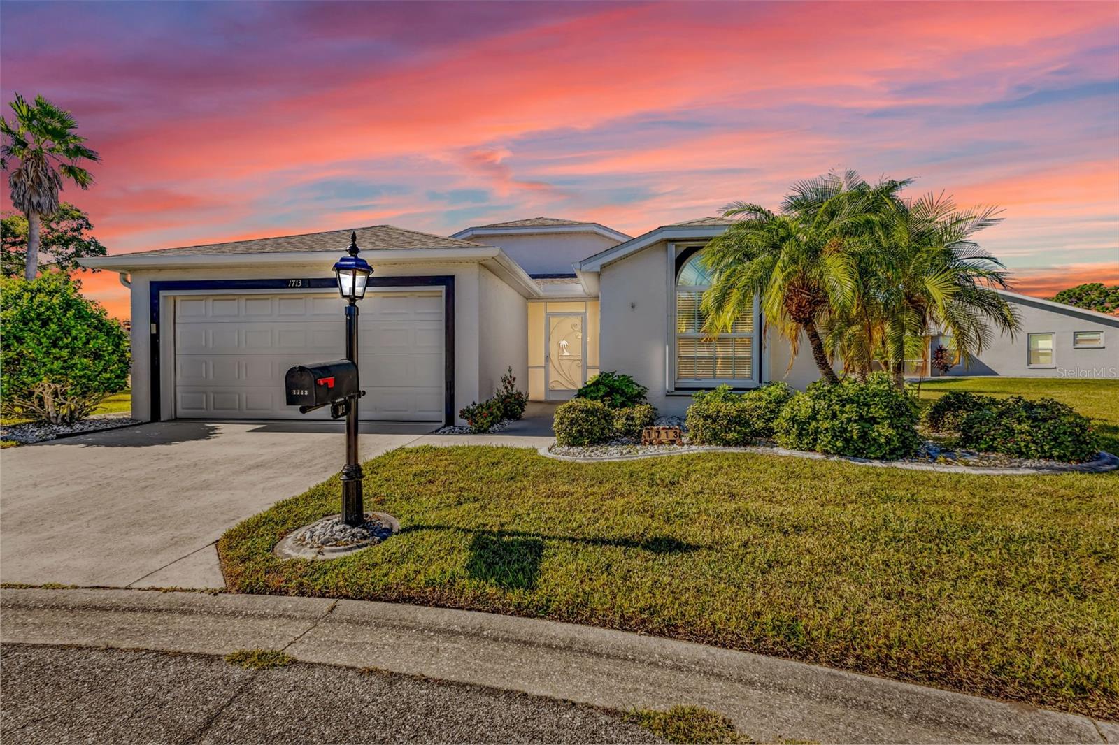 Single Family Residence em PUNTA GORDA, FL - Daniel Dourado