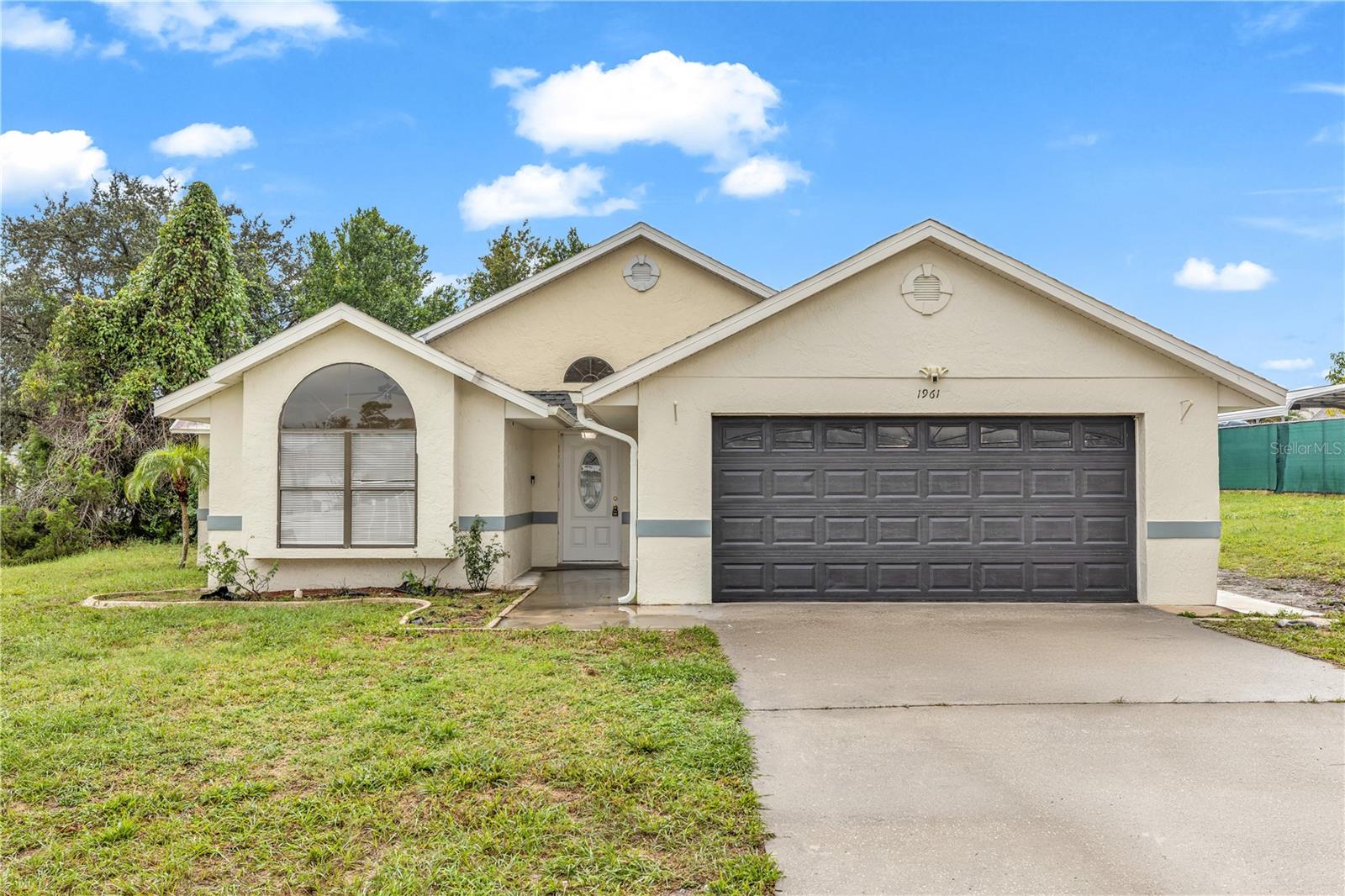 Single Family Residence em DELTONA, FL - Daniel Dourado