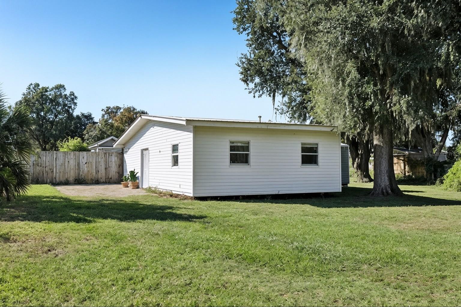 Single Family Residence em PLANT CITY, FL - Daniel Dourado