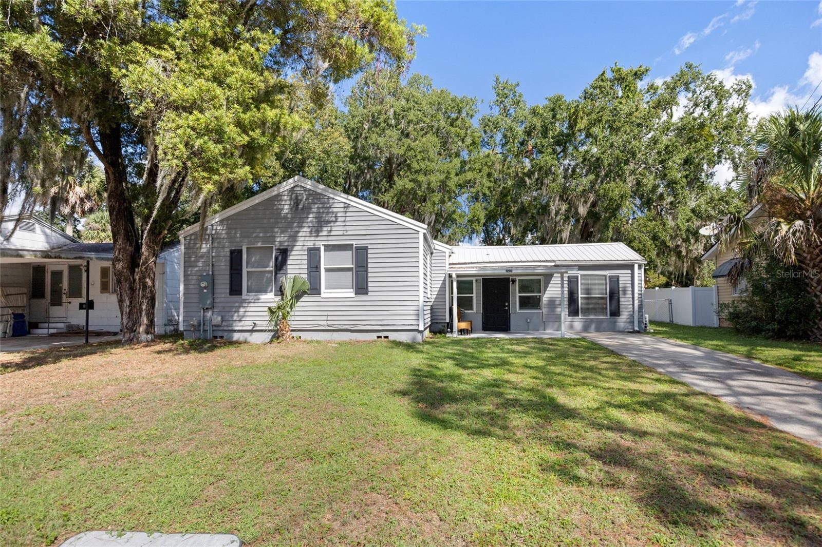 Single Family Residence em LEESBURG, FL - Daniel Dourado