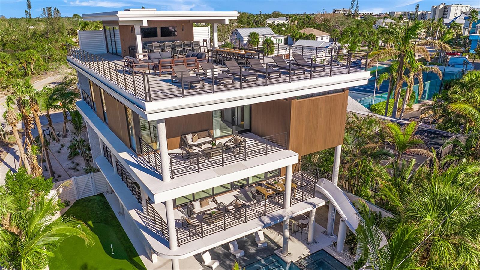 Single Family Residence em SARASOTA, FL - Daniel Dourado