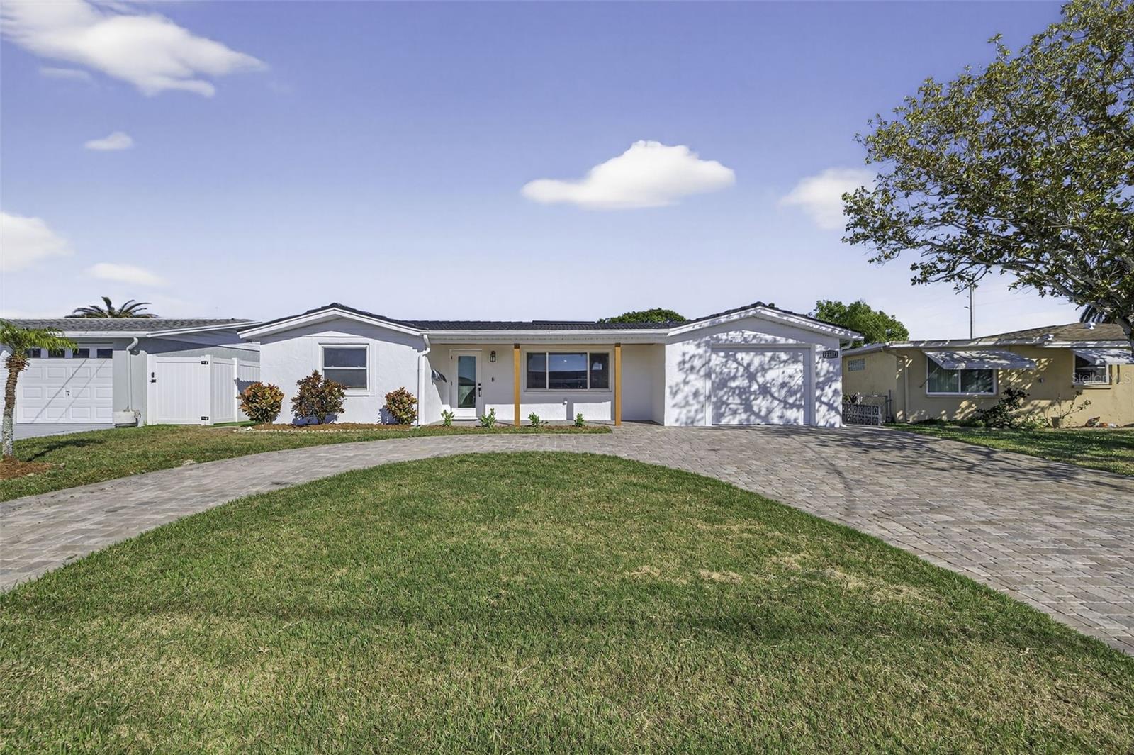 Single Family Residence em HUDSON, FL - Daniel Dourado