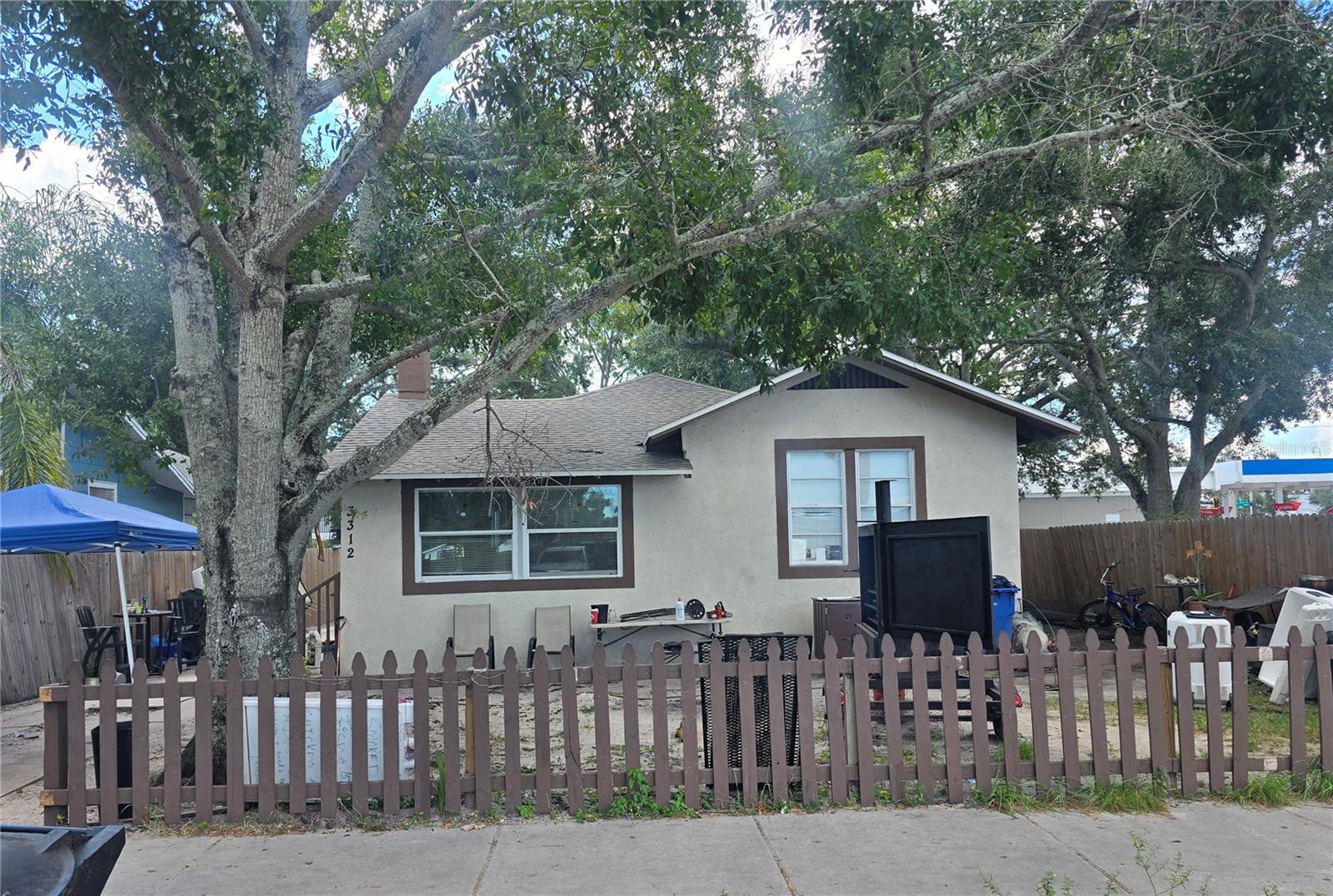 Single Family Residence em ST PETERSBURG, FL - Daniel Dourado