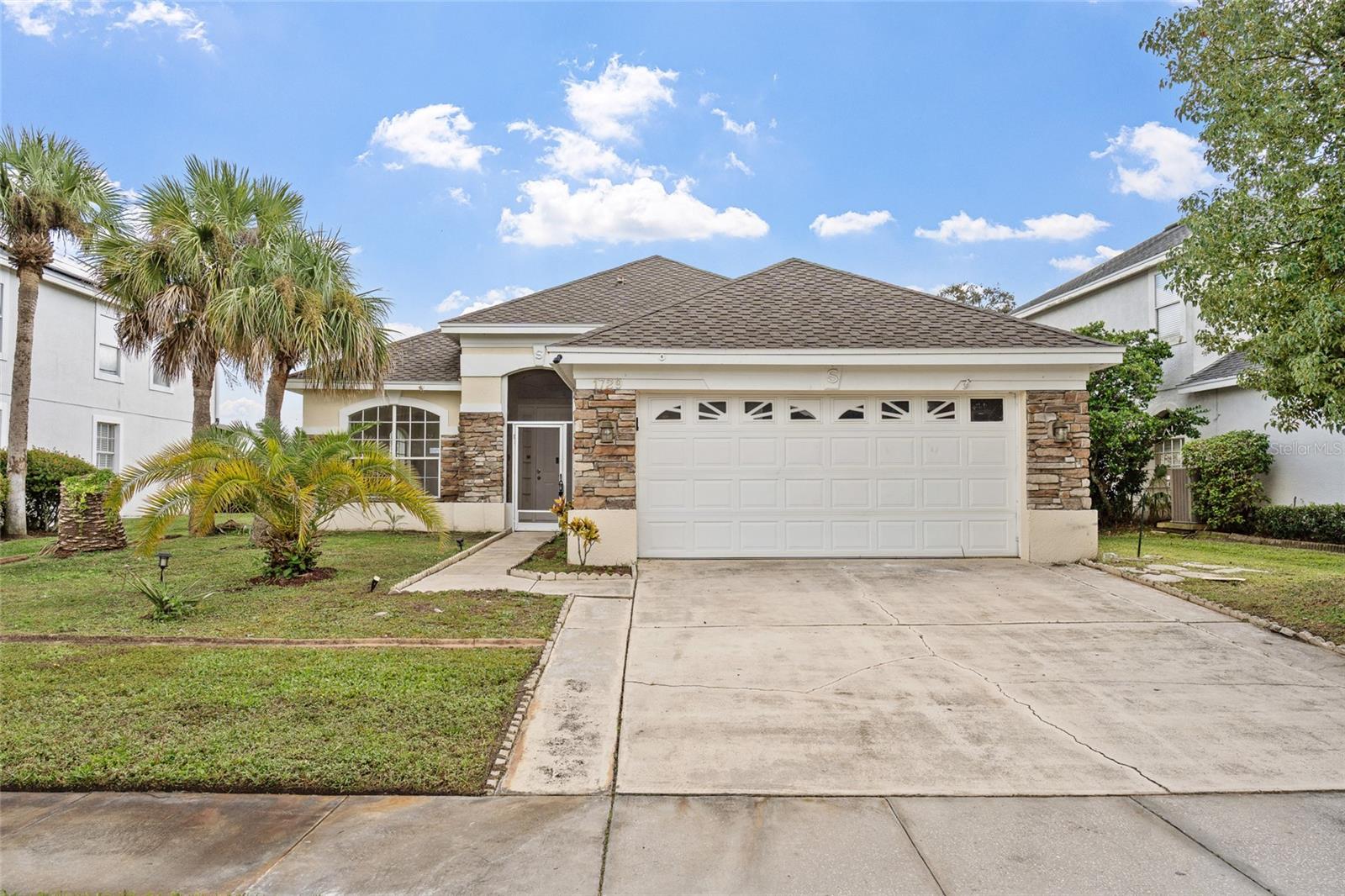 Single Family Residence em KISSIMMEE, FL - Daniel Dourado