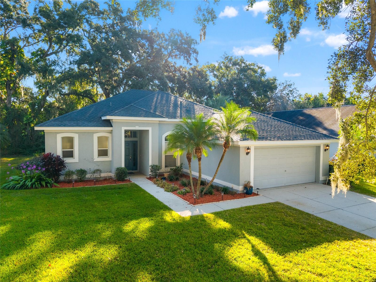 Single Family Residence em BRANDON, FL - Daniel Dourado