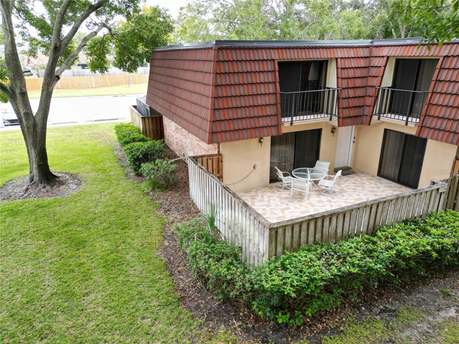 Townhouse in PALM HARBOR, FL - Daniel Dourado