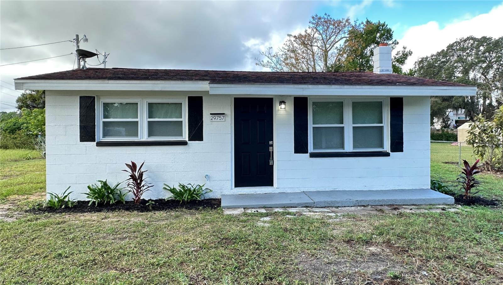 Single Family Residence em TAVARES, FL - Daniel Dourado