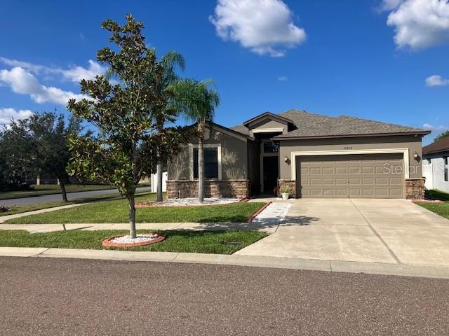 Single Family Residence in RIVERVIEW, FL - Daniel Dourado