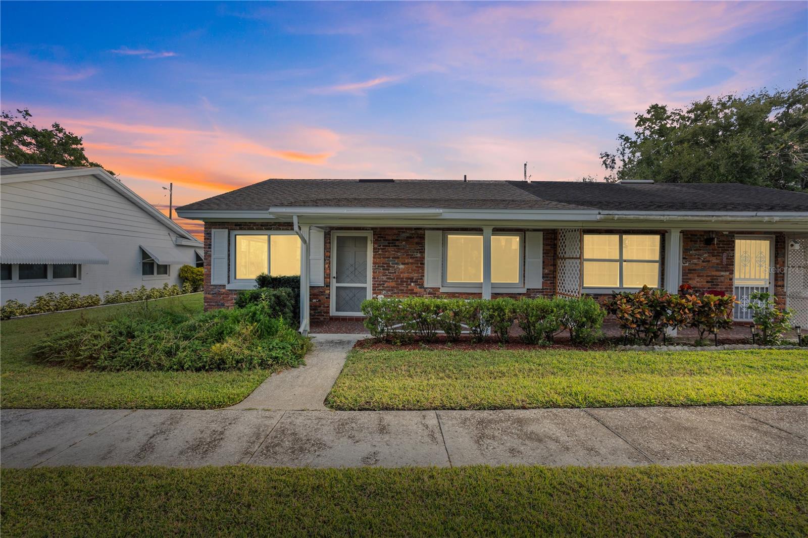 Single Family Residence em WINTER HAVEN, FL - Daniel Dourado
