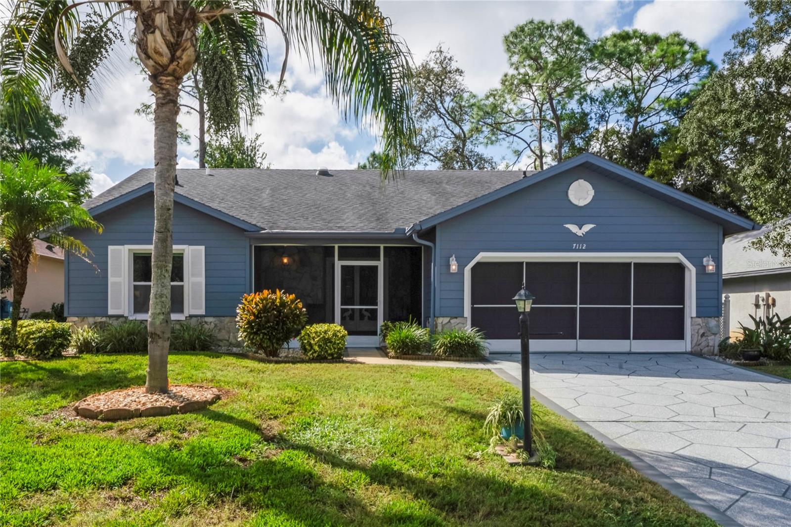 Single Family Residence em SPRING HILL, FL - Daniel Dourado