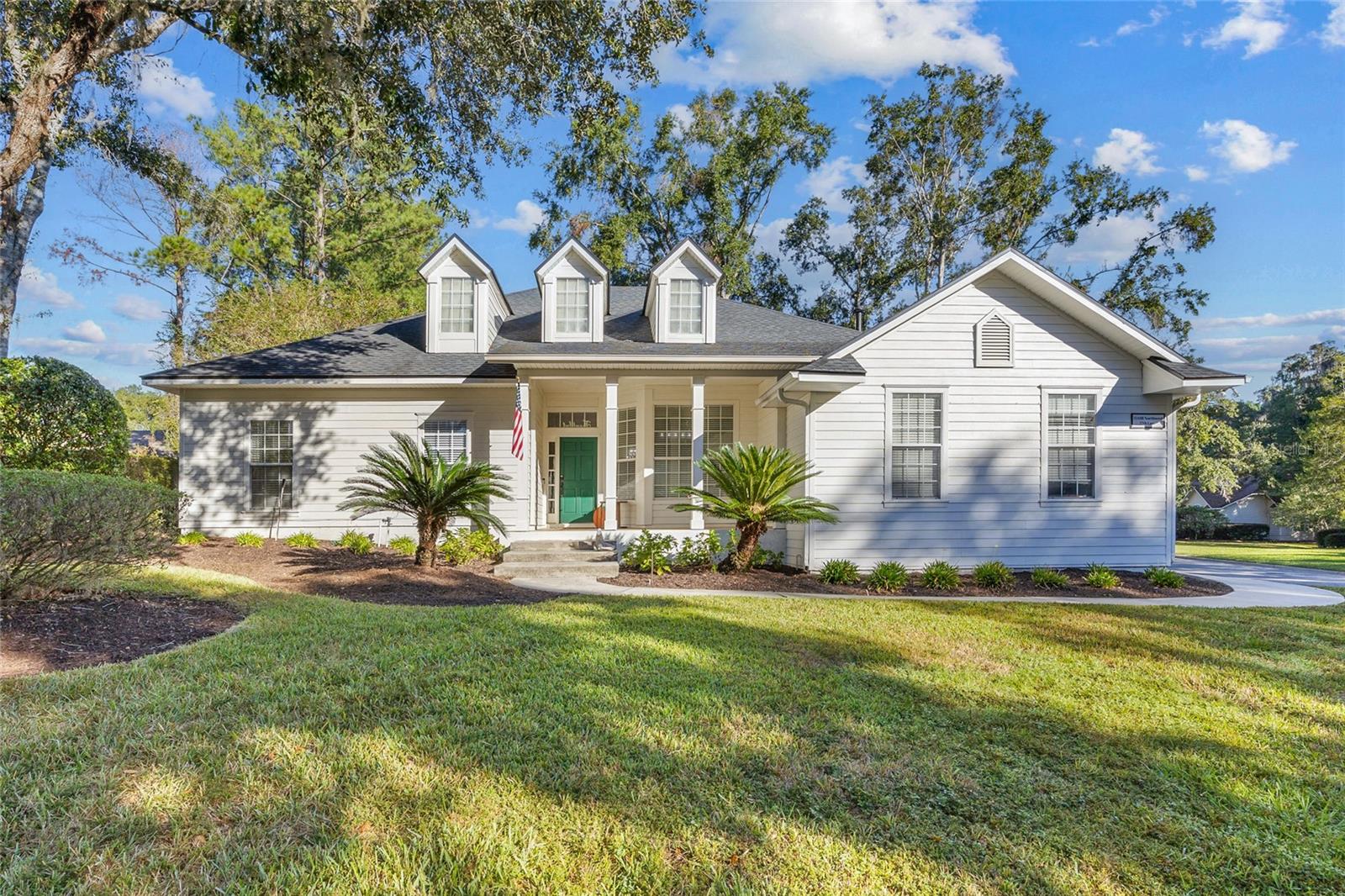 Single Family Residence in GAINESVILLE, FL - Daniel Dourado