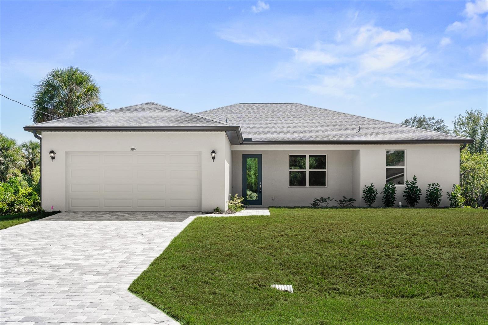 Single Family Residence em PORT CHARLOTTE, FL - Daniel Dourado