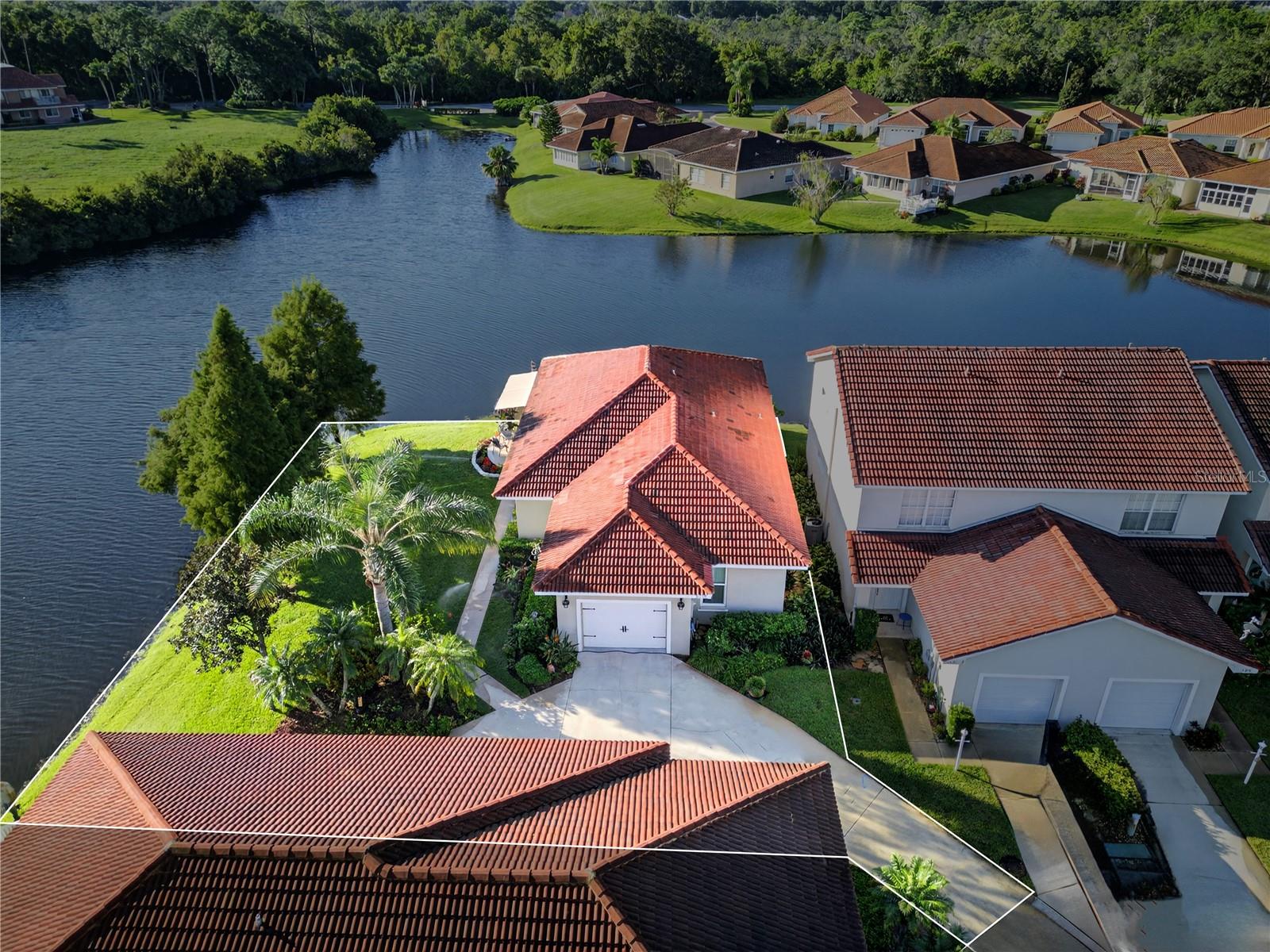 Single Family Residence em WINTER HAVEN, FL - Daniel Dourado