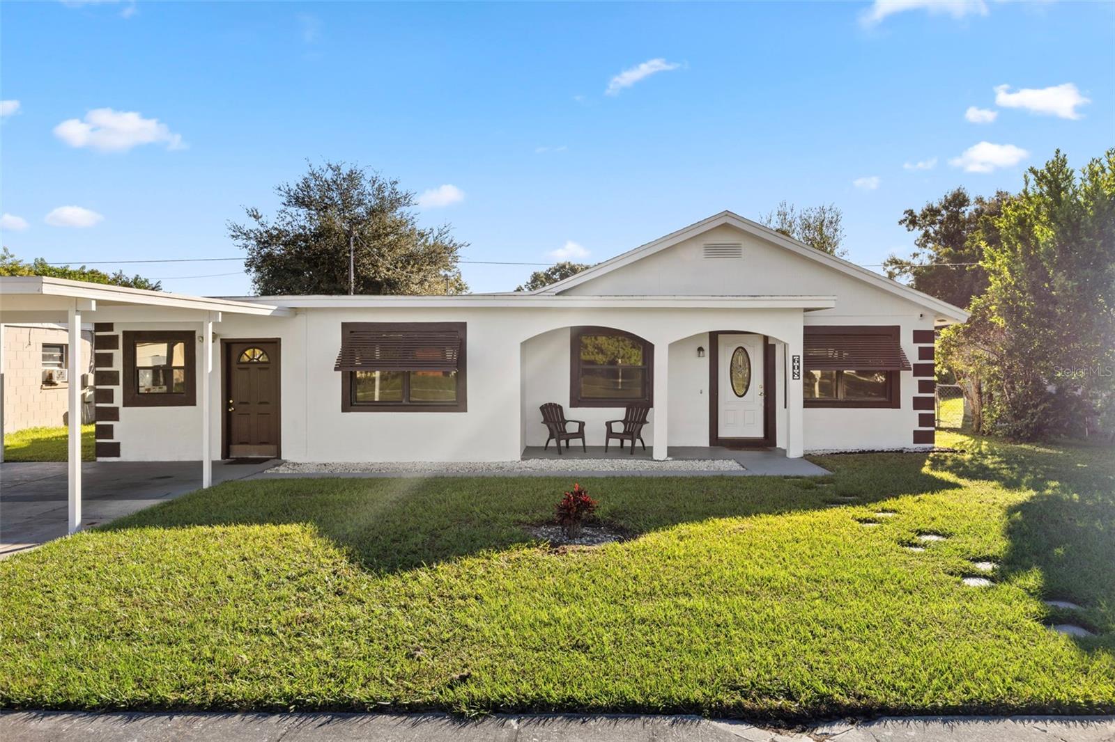 Single Family Residence em WINTER HAVEN, FL - Daniel Dourado