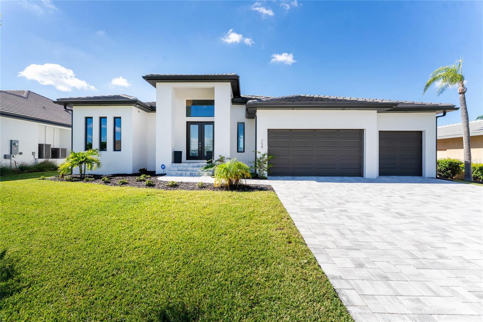Single Family Residence em PUNTA GORDA, FL - Daniel Dourado