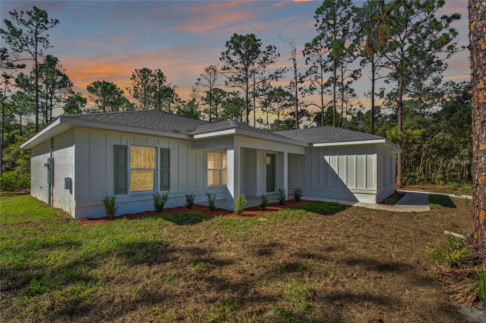 Single Family Residence in CRYSTAL RIVER, FL - Daniel Dourado