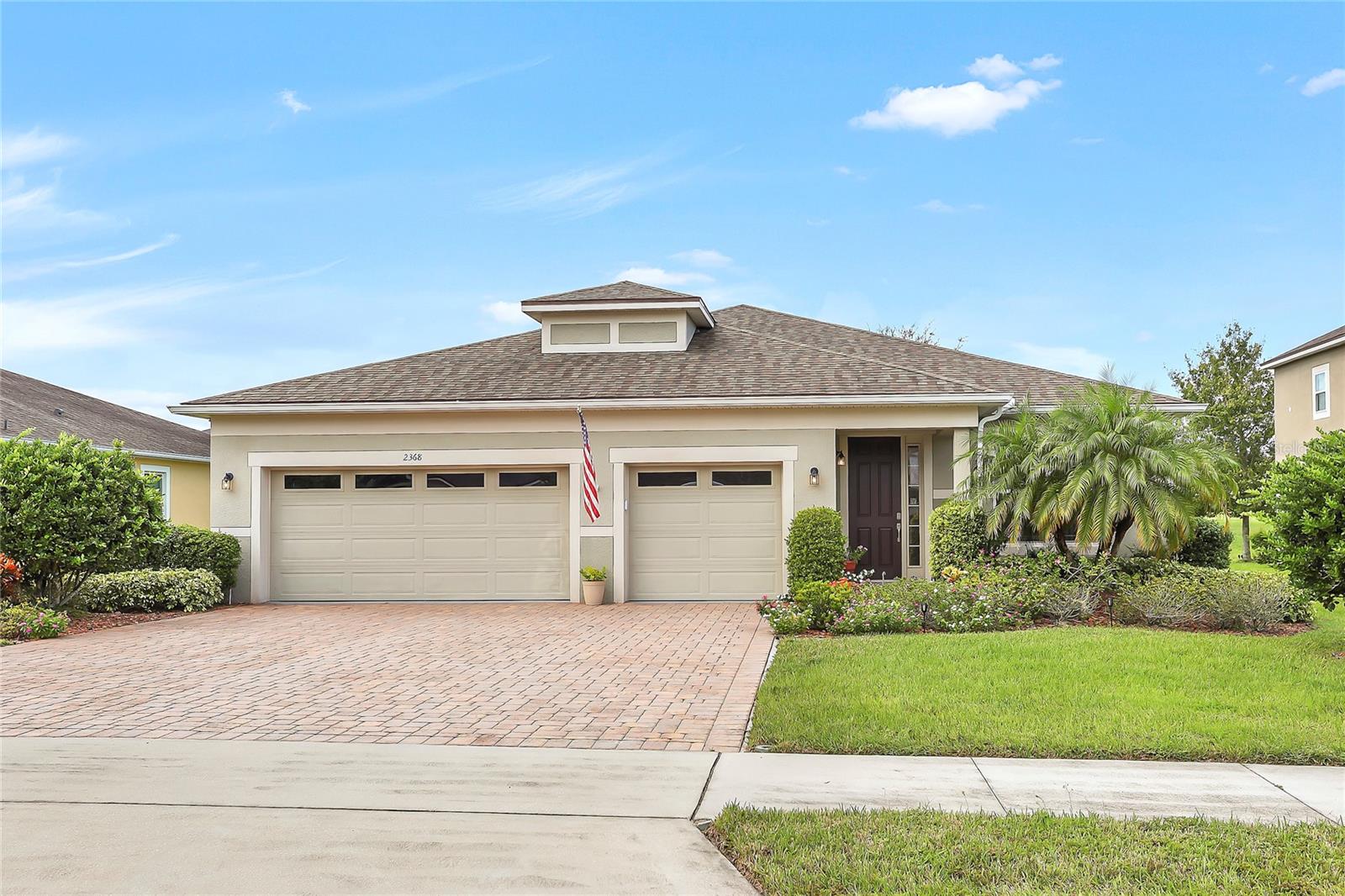 Single Family Residence in DELAND, FL - Daniel Dourado