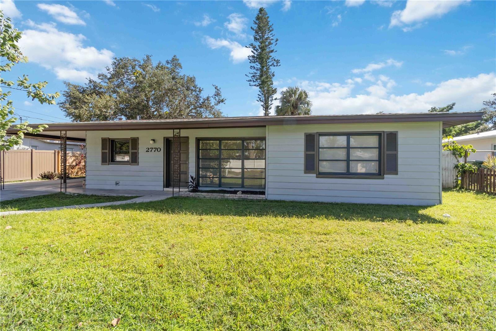 Single Family Residence em SARASOTA, FL - Daniel Dourado