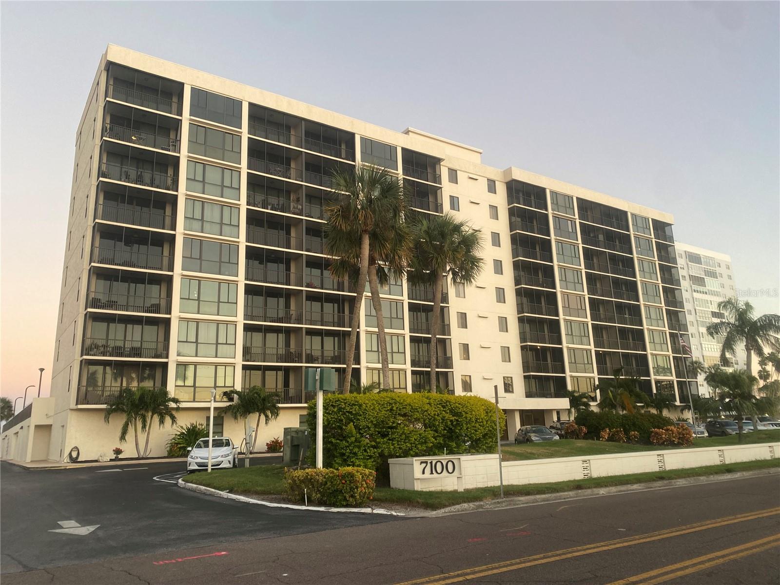 Condominium em ST PETERSBURG, FL - Daniel Dourado