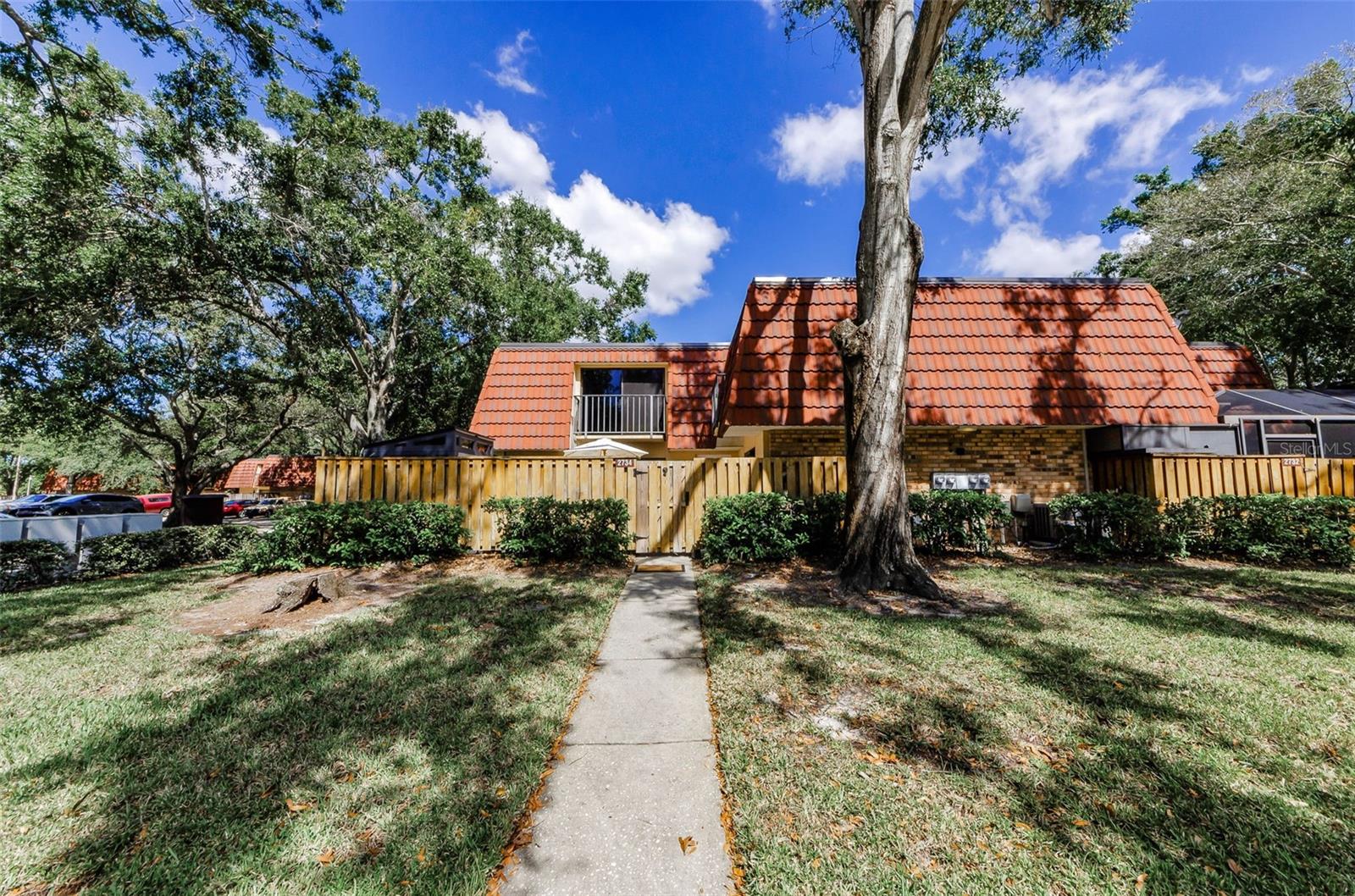 Townhouse in PALM HARBOR, FL - Daniel Dourado