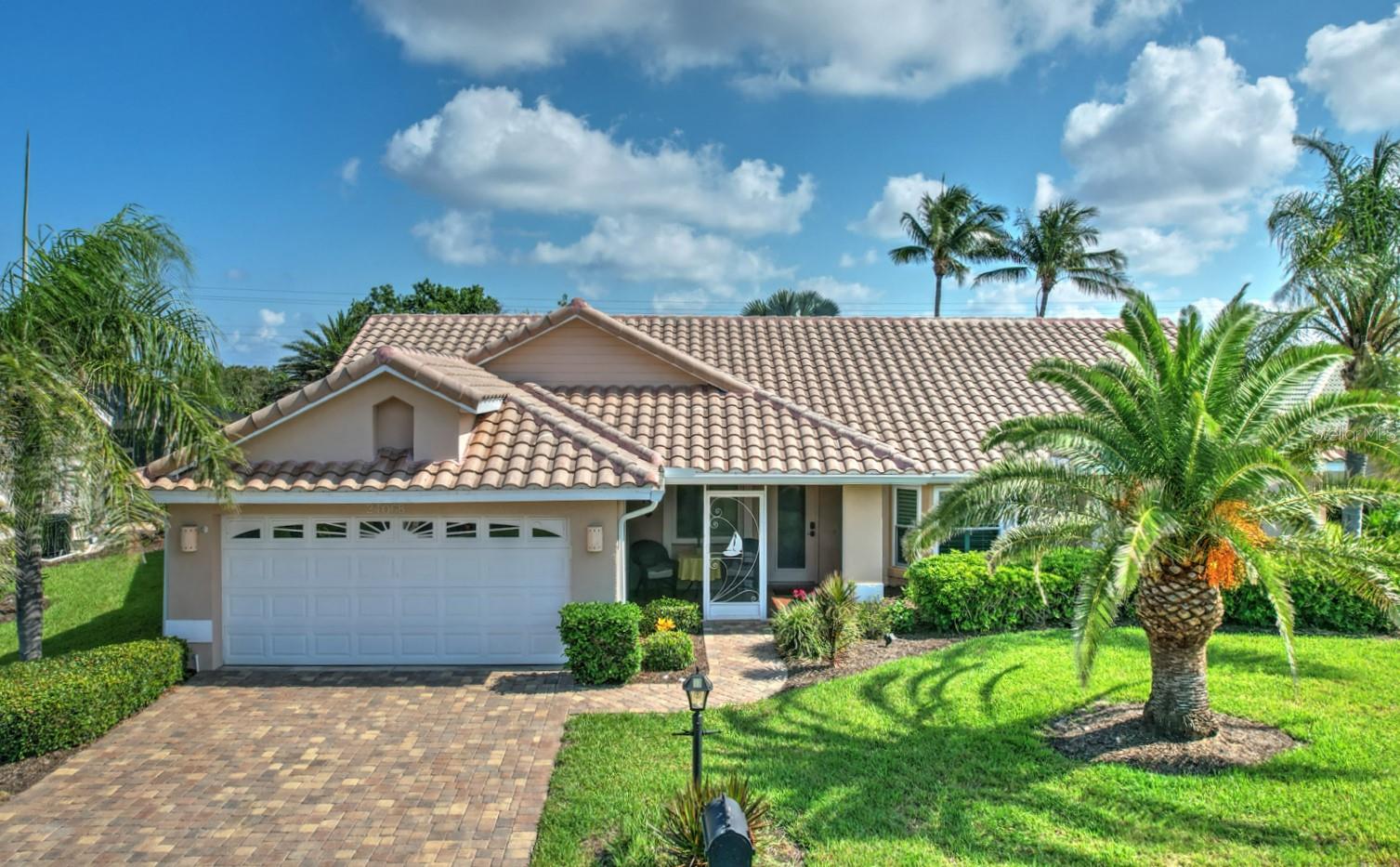 Single Family Residence em PUNTA GORDA, FL - Daniel Dourado