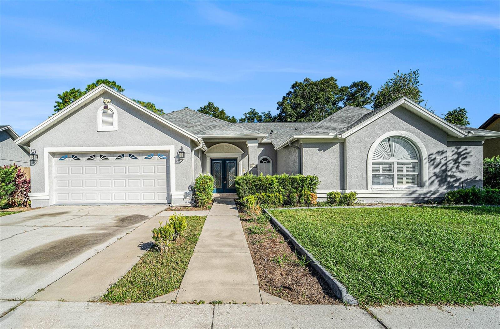 Single Family Residence em BRANDON, FL - Daniel Dourado