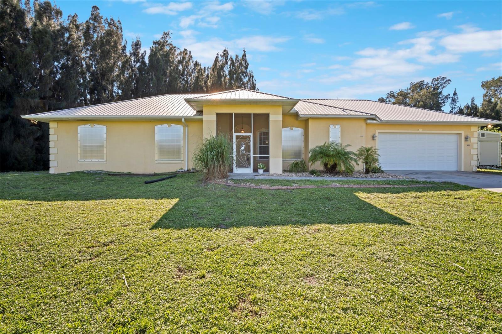 Single Family Residence em MERRITT ISLAND, FL - Daniel Dourado