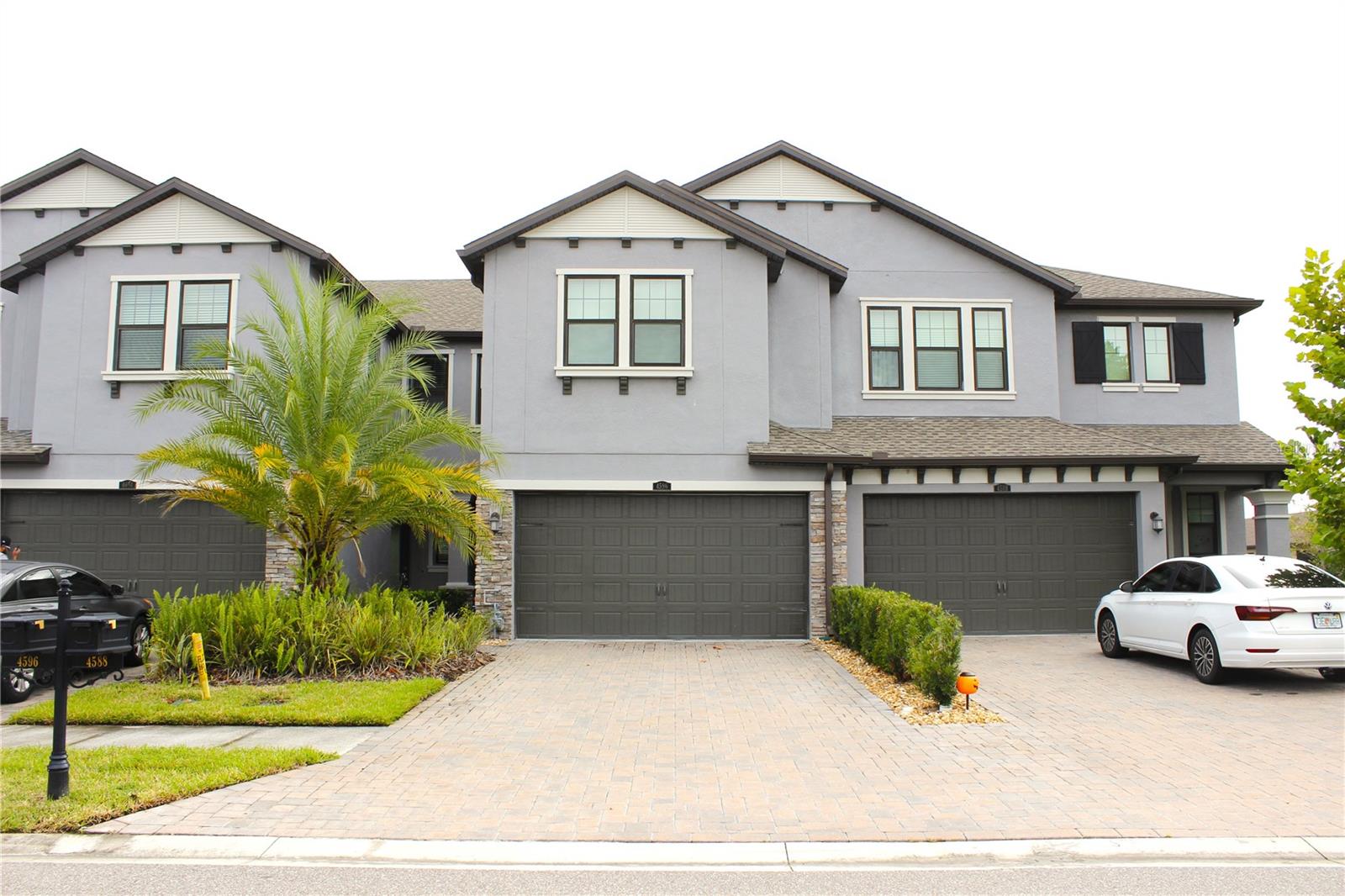 Townhouse em WESLEY CHAPEL, FL - Daniel Dourado