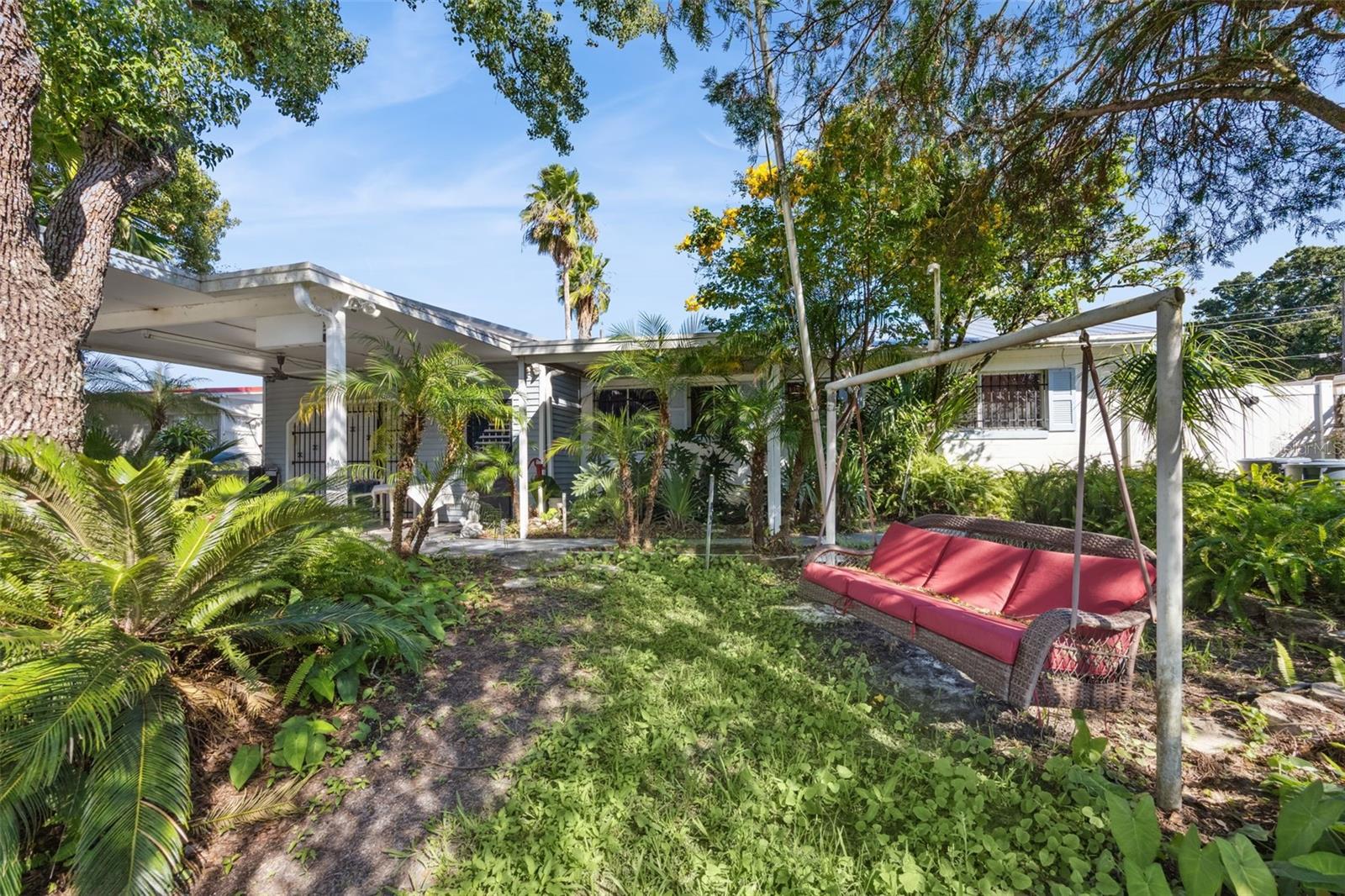 Single Family Residence em ALTAMONTE SPRINGS, FL - Daniel Dourado