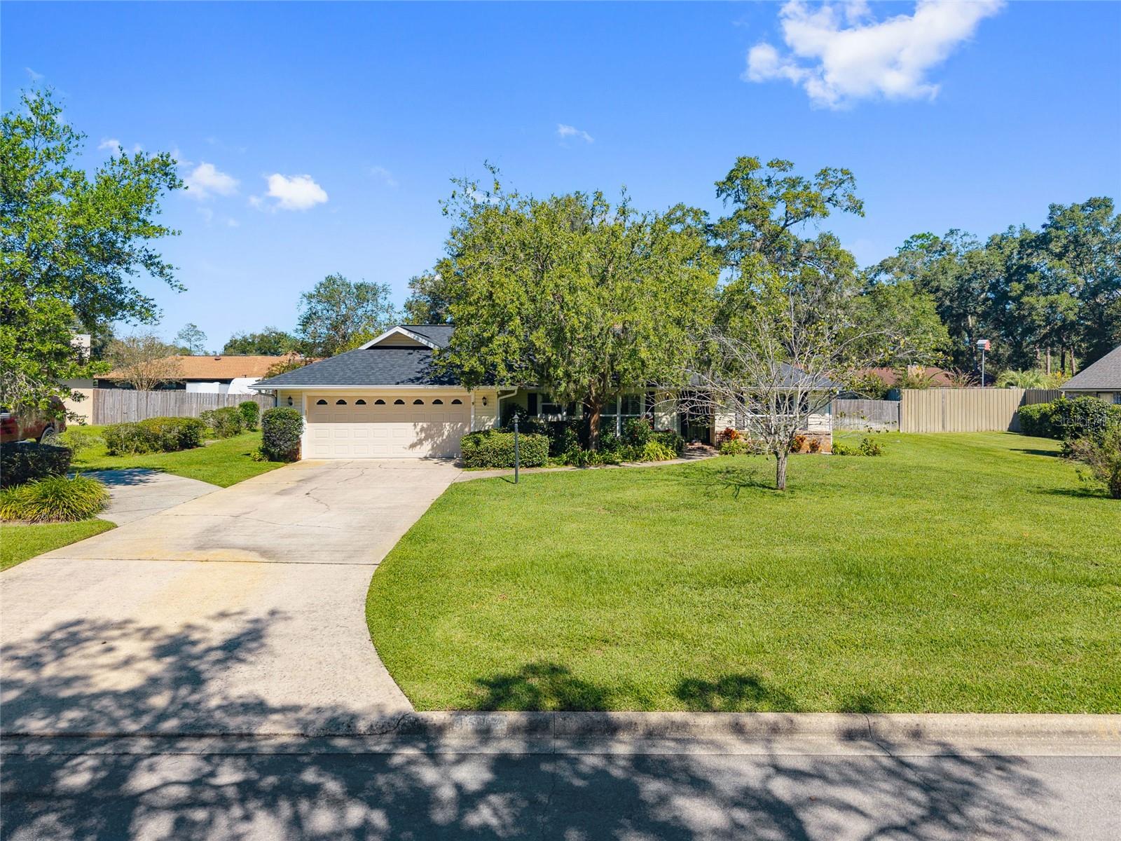 Single Family Residence em OCALA, FL - Daniel Dourado