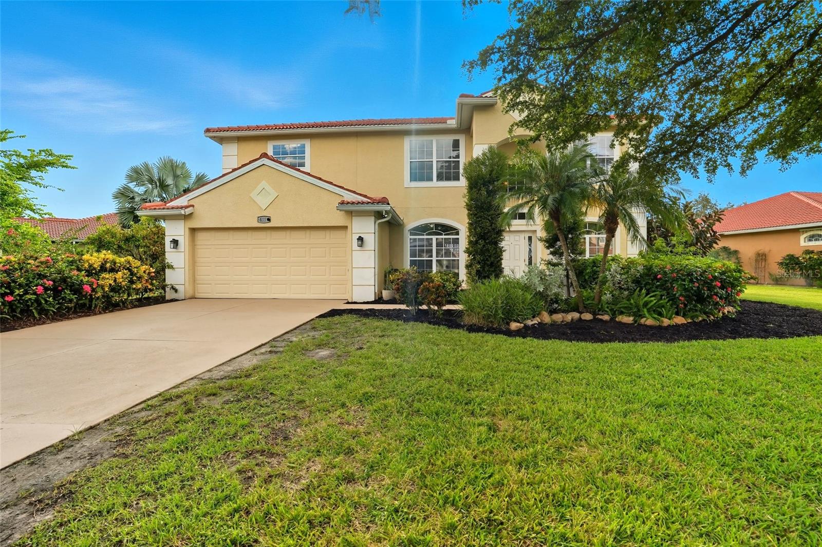 Single Family Residence in LEHIGH ACRES, FL - Daniel Dourado