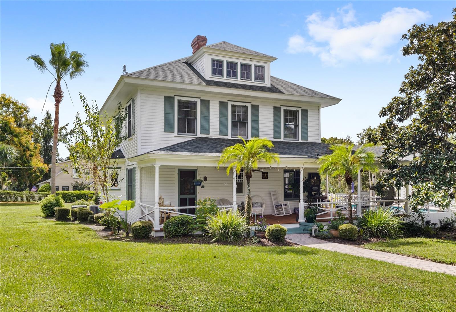Single Family Residence em MOUNT DORA, FL - Daniel Dourado
