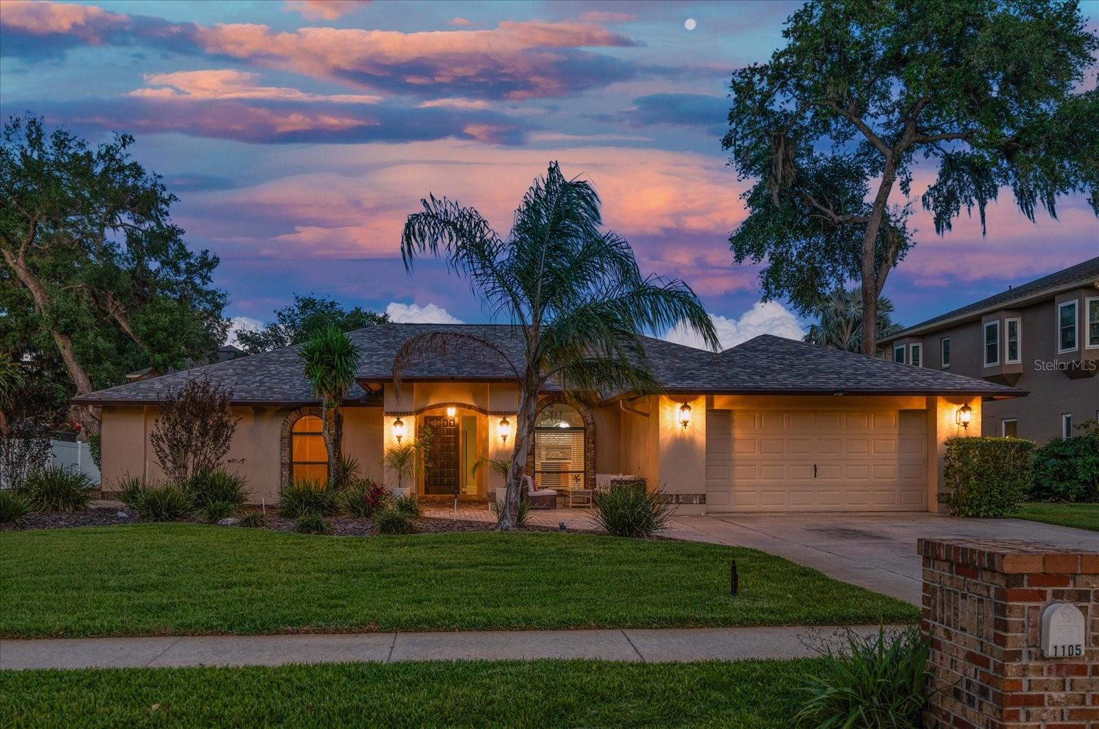 Single Family Residence in VALRICO, FL - Daniel Dourado