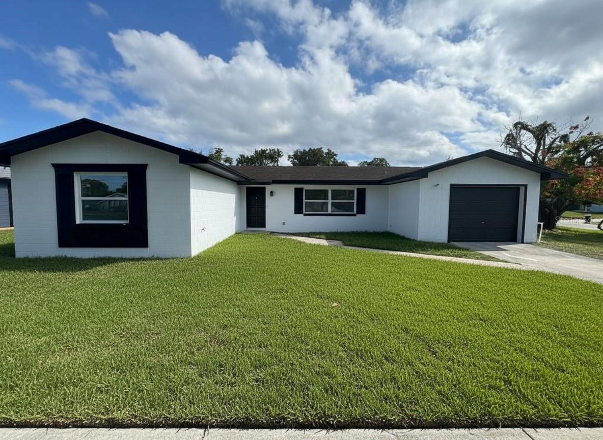 Single Family Residence in WINTER PARK, FL - Daniel Dourado