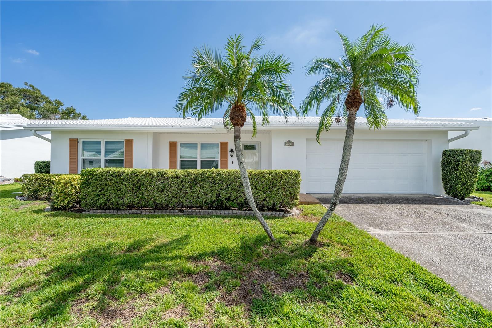 Condominium em PINELLAS PARK, FL - Daniel Dourado