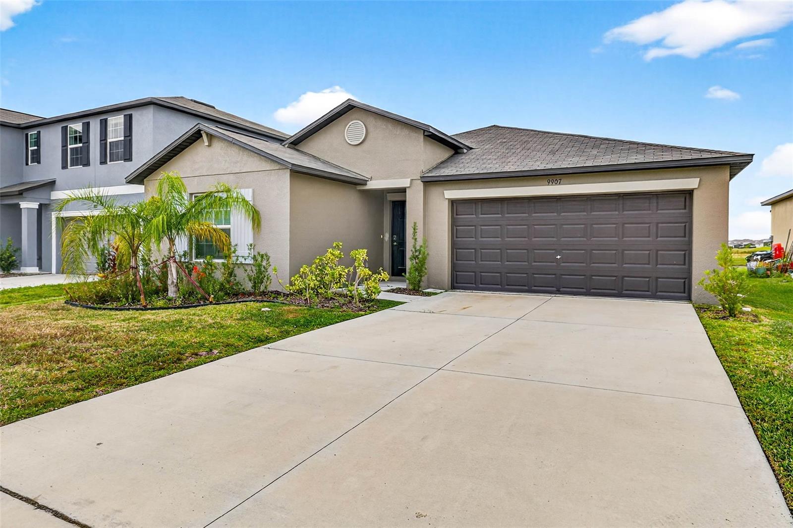 Single Family Residence em WESLEY CHAPEL, FL - Daniel Dourado