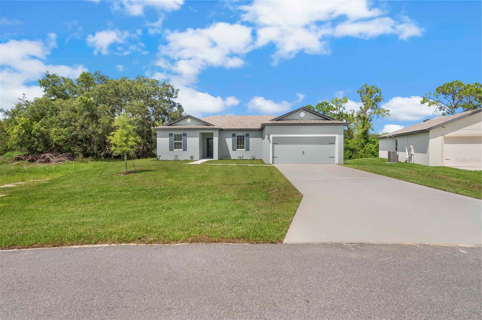 Single Family Residence in POINCIANA, FL - Daniel Dourado