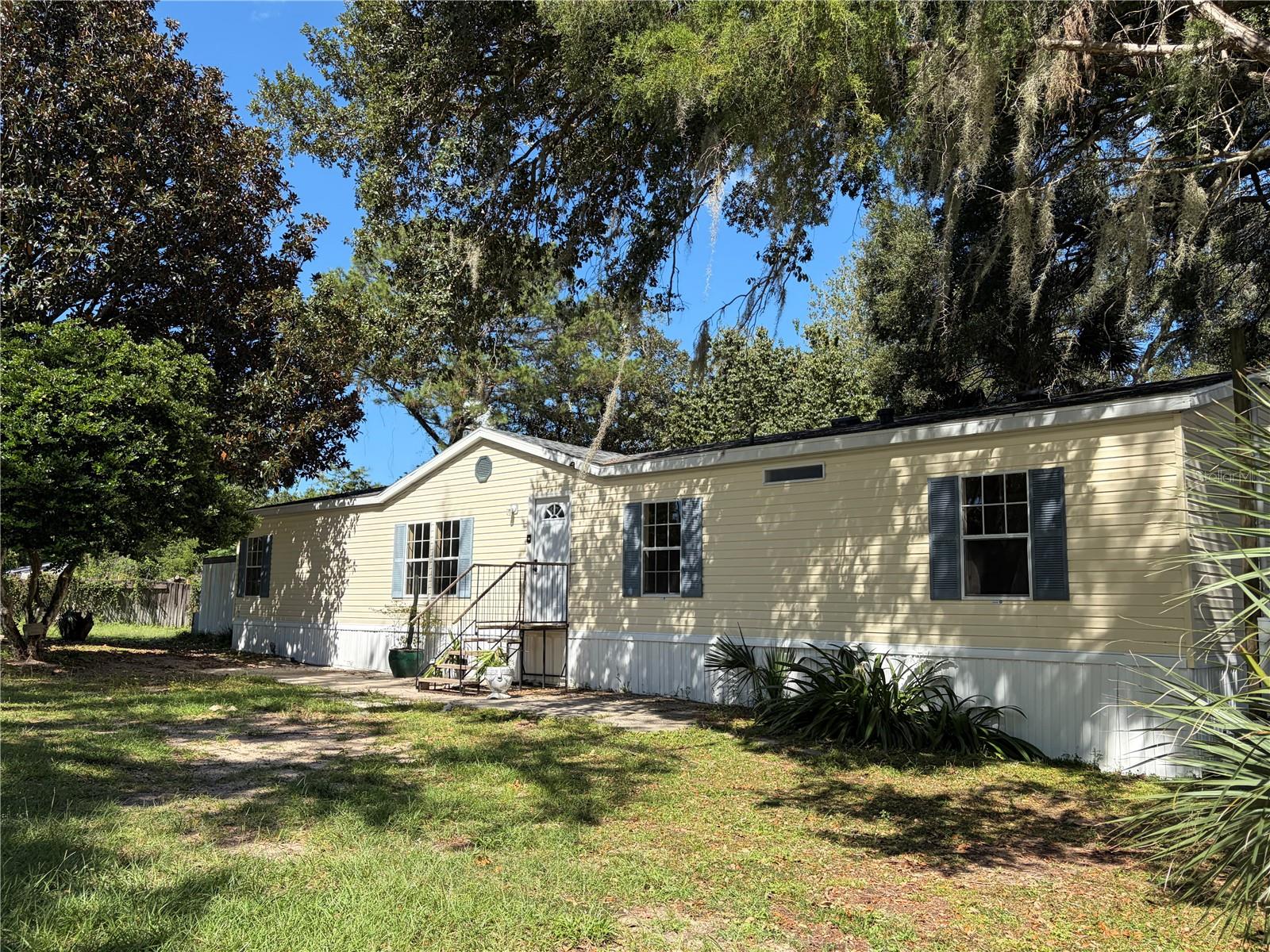 Manufactured Home em LADY LAKE, FL - Daniel Dourado