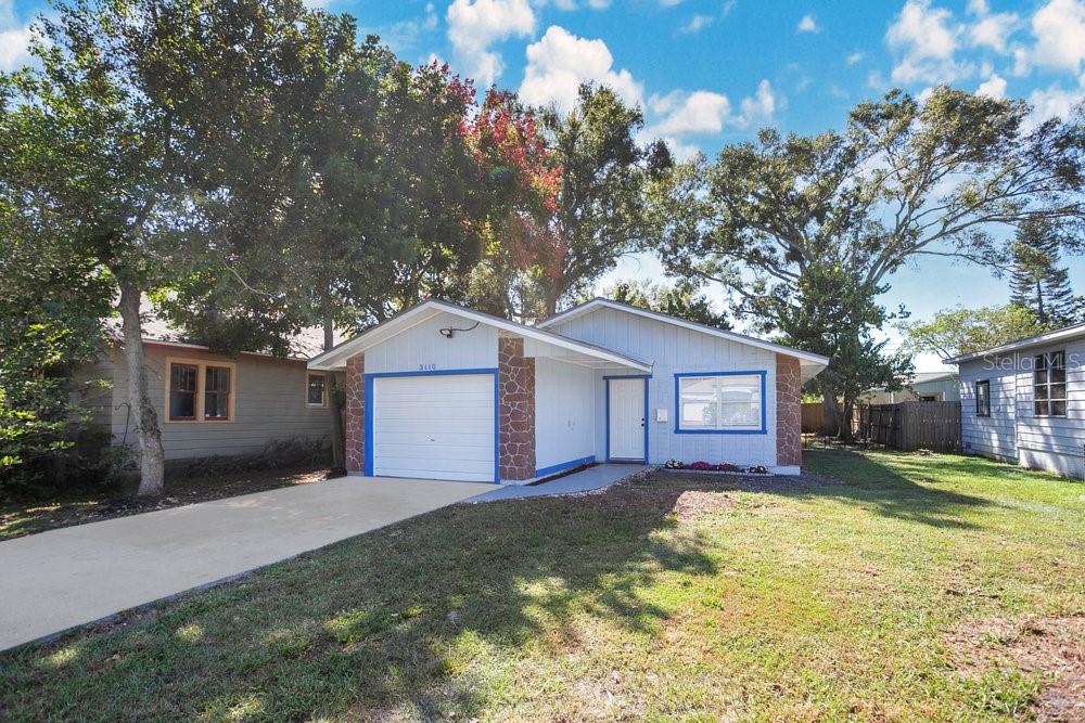 Single Family Residence em ST PETERSBURG, FL - Daniel Dourado