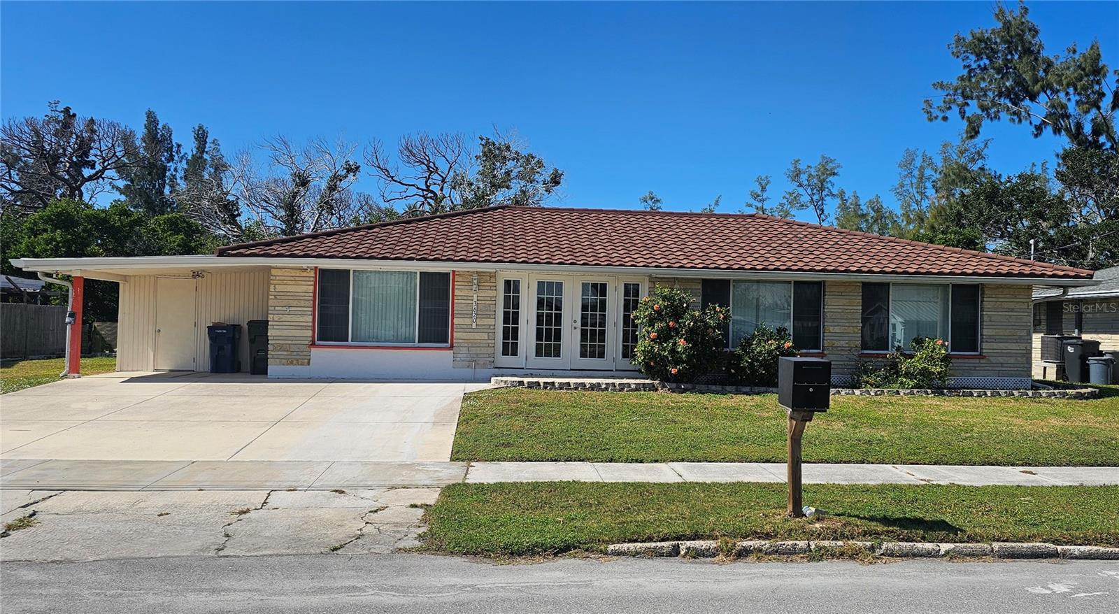 Single Family Residence em BRADENTON, FL - Daniel Dourado