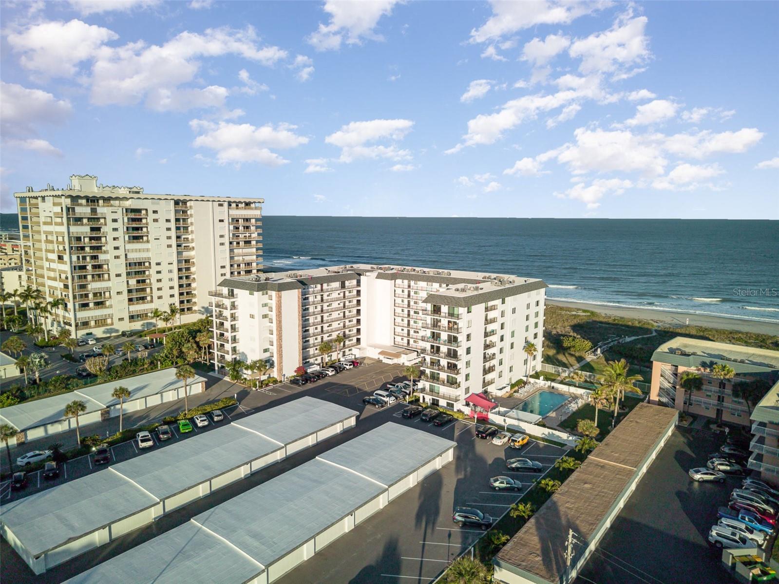 Condominium in COCOA BEACH, FL - Daniel Dourado
