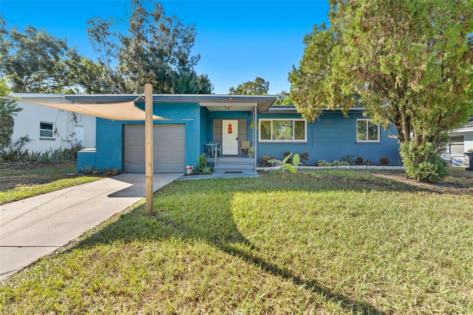 Single Family Residence em CLEARWATER, FL - Daniel Dourado