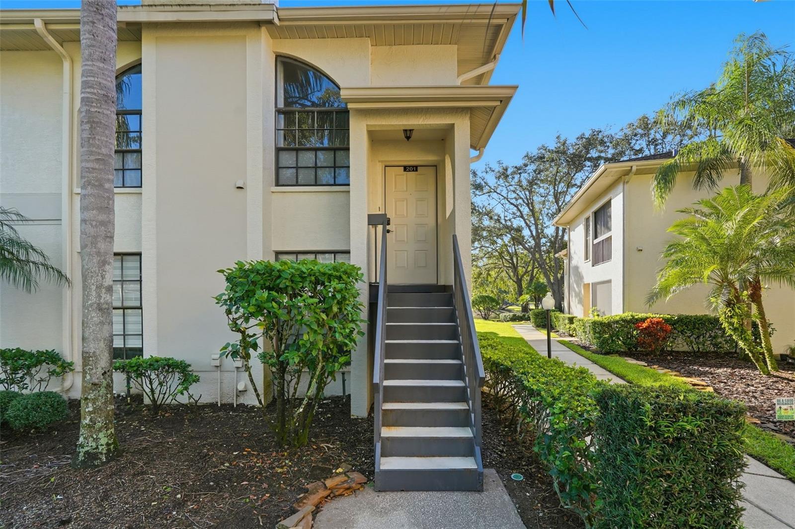 Condominium in PALM HARBOR, FL - Daniel Dourado