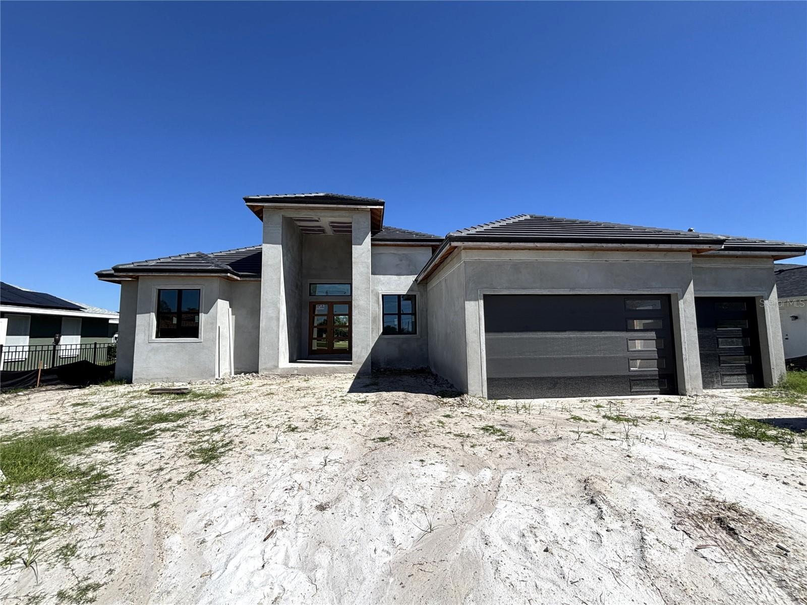 Single Family Residence em ROTONDA WEST, FL - Daniel Dourado