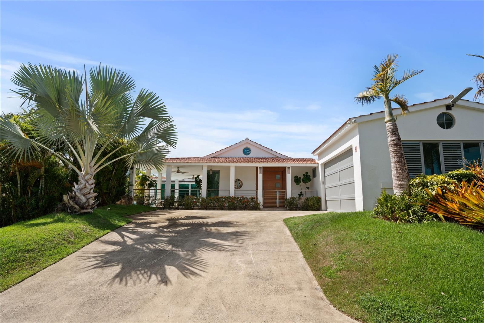 Single Family Residence em DORADO, PR - Daniel Dourado