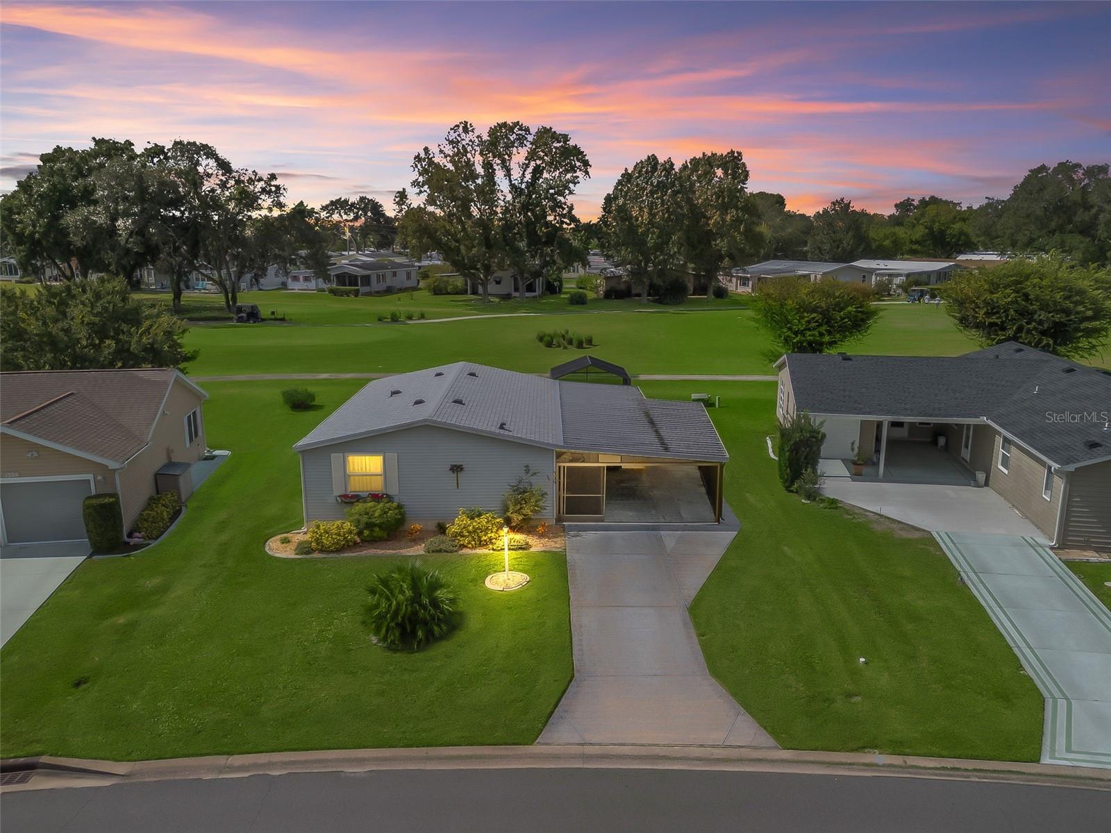 Manufactured Home em THE VILLAGES, FL - Daniel Dourado