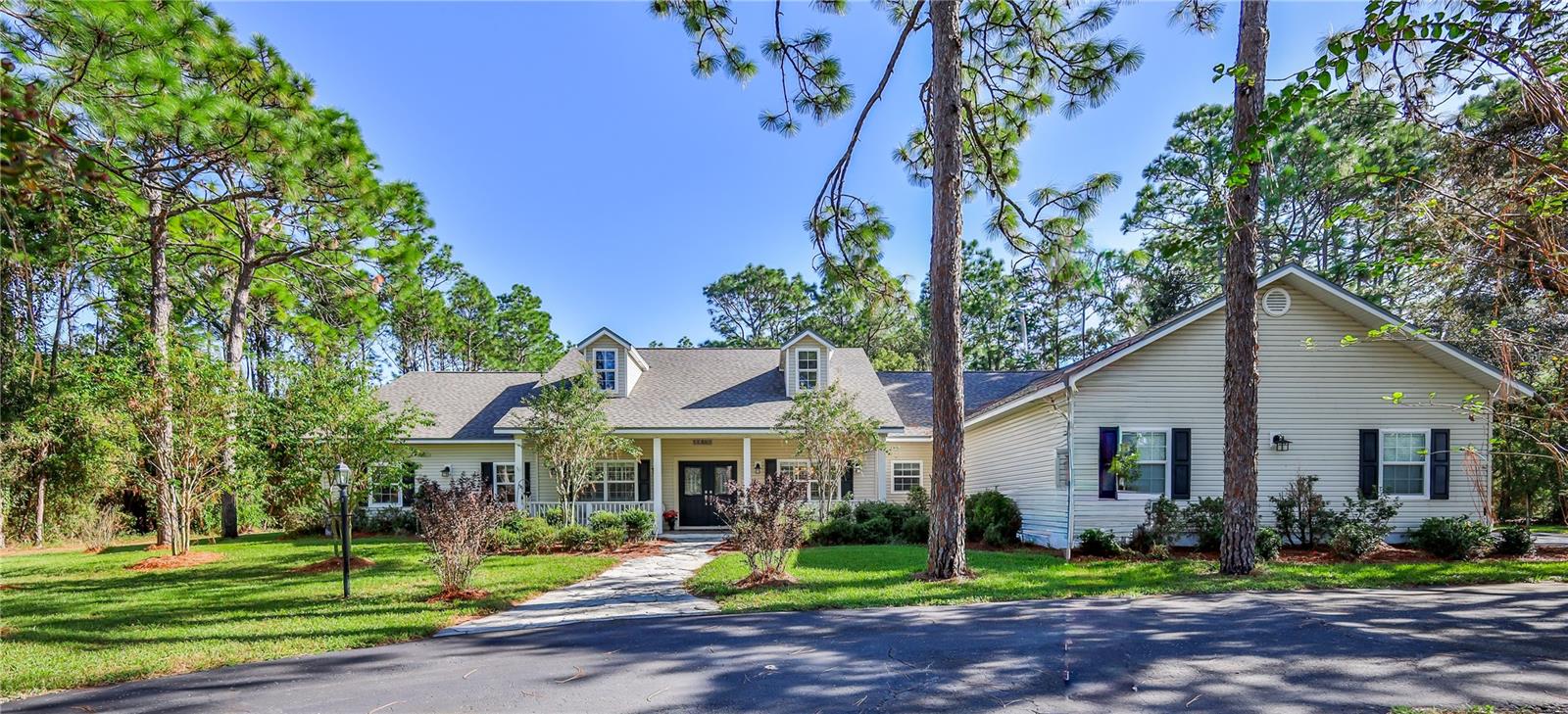 Single Family Residence in BROOKSVILLE, FL - Daniel Dourado