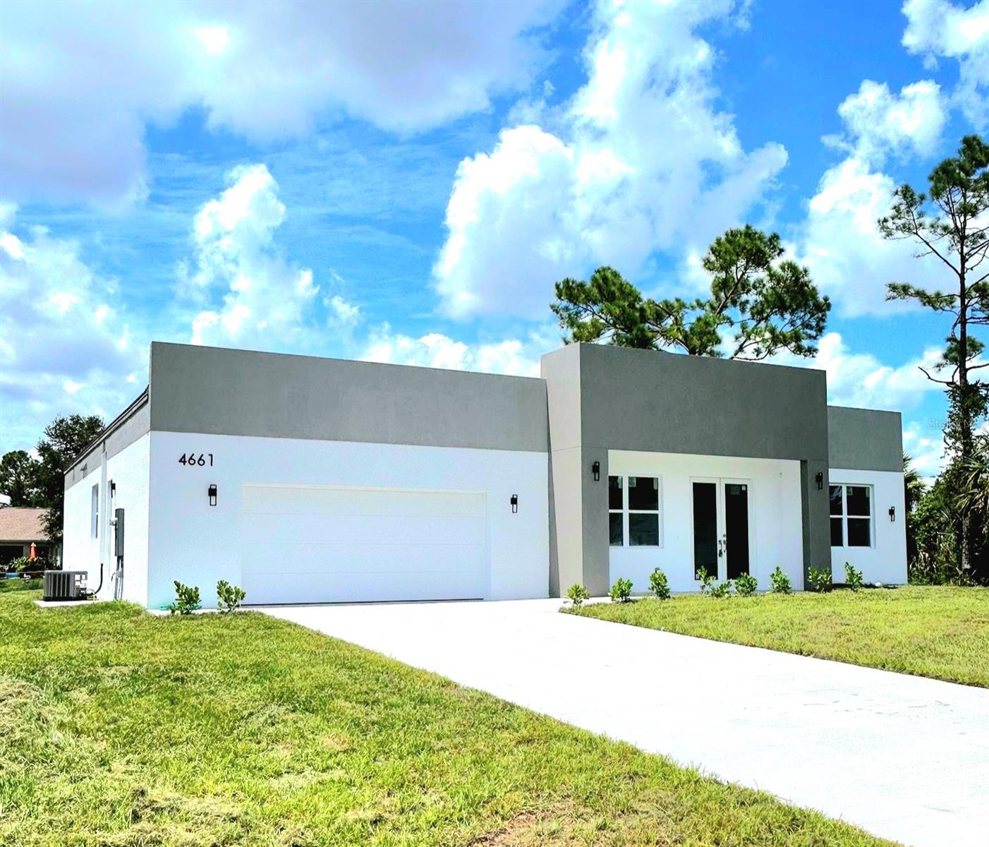 Single Family Residence in NORTH PORT, FL - Daniel Dourado