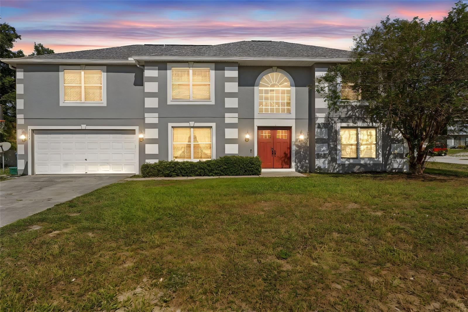 Single Family Residence em SPRING HILL, FL - Daniel Dourado