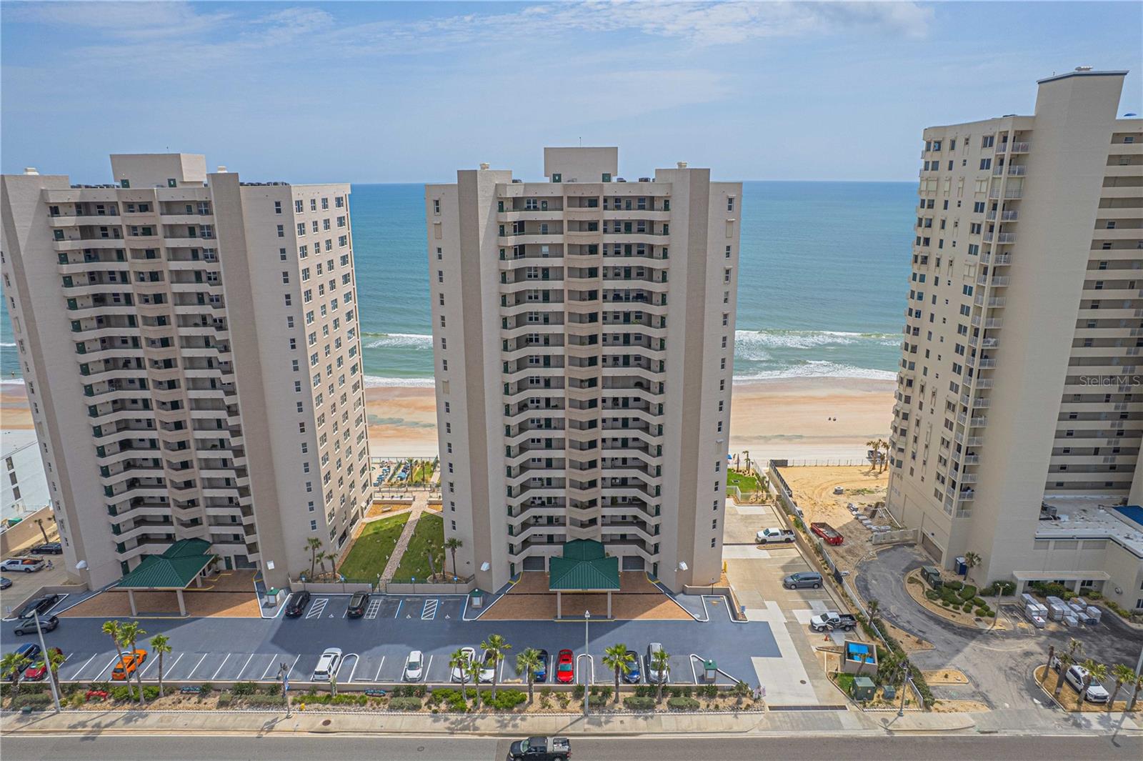 Condominium em DAYTONA BEACH SHORES, FL - Daniel Dourado
